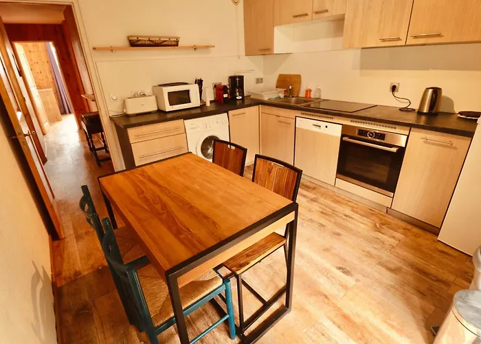 Spacieux 10 Personnes Avec Wifi Et Parking A - Fr-1-514-41 *